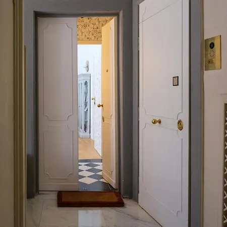 Trinita' Dei Monti New Apt In The Heart Of Rome Exterior photo